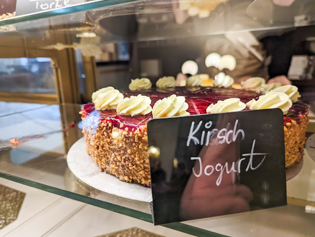 Comentarii opinii despre Cafe 1900