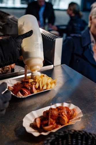 Opinii despre HOTCAR Foodtruck by Dennis Schramm în Braunschweig - Gastronomie und Hotellerie