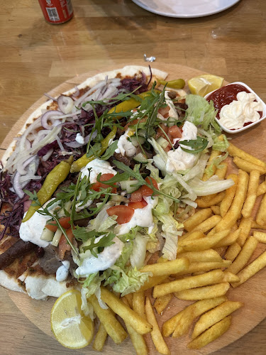 Opinii despre Mr. Imbiss Dubra în Neu-Ulm - Gastronomie und Hotellerie