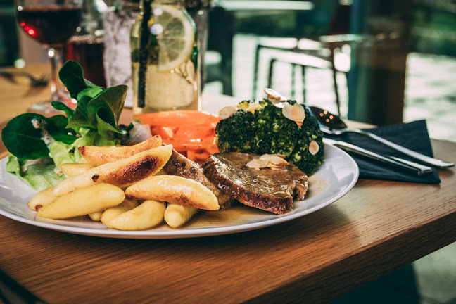 Comentarii opinii despre Trixi Restaurant "Gute Stube"