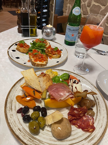 Michelangelo Ristorante & Pizzeria - Gastronomie und Hotellerie