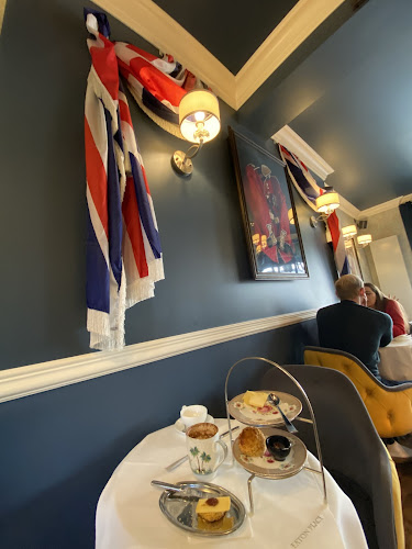 Eaton Place Café und Tearoom - Gastronomie und Hotellerie