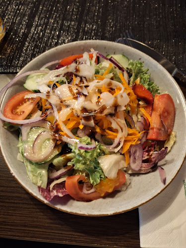 Rotes Schloß Pizzeria - Gastronomie und Hotellerie