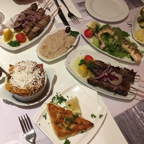 Yamas mezé restaurant & weinbar - Gastronomie und Hotellerie