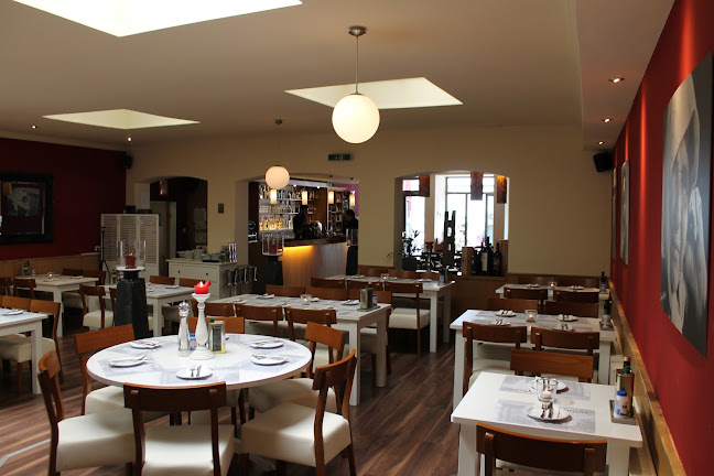 Yamas mezé restaurant & weinbar