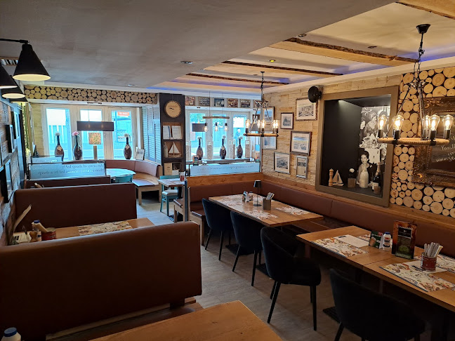 Restaurant Ellinadiko - Gastronomie und Hotellerie