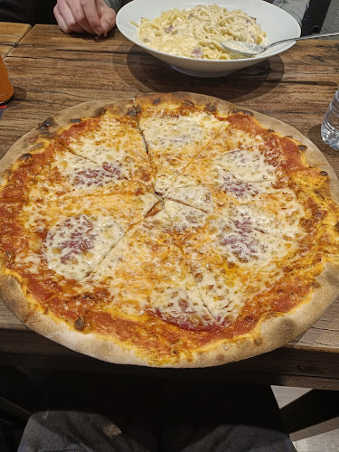 Opinii despre Pizzeria Piccola Perla în Dortmund - Gastronomie und Hotellerie