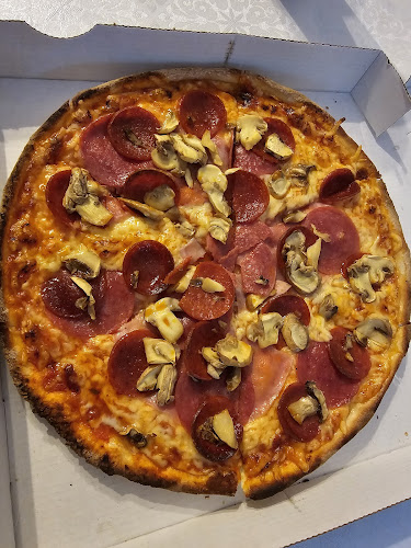 Opinii despre Pizzeria Tonini în Darmstadt - Gastronomie und Hotellerie