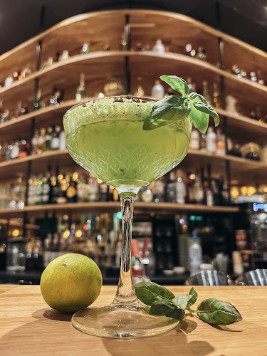 Opinii despre Kaskade Bar Kassel în Kassel - Gastronomie und Hotellerie