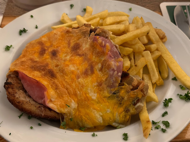 Opinii despre Ebbelsche Apfelweinlokal în Rödermark - Gastronomie und Hotellerie