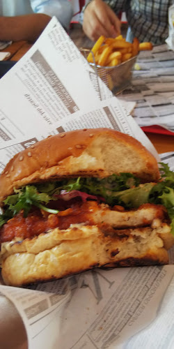 Comentarii opinii despre Monkey‘s Burger