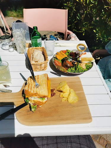 Café Einfach Rosa - Gastronomie und Hotellerie
