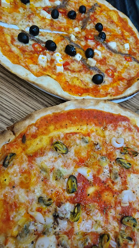 Steinofen Pizza - Pizza, Pasta, Salate - Berlin