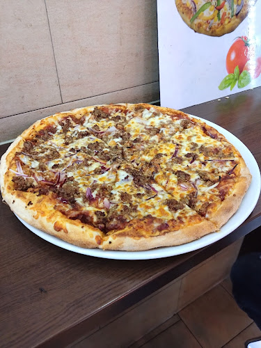 Rasty's Pizza Time - Gastronomie und Hotellerie