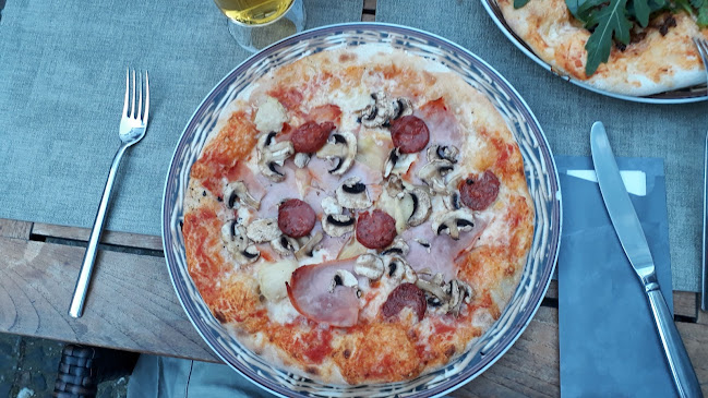 Opinii despre Osteria Campunni în Kempen - Gastronomie und Hotellerie