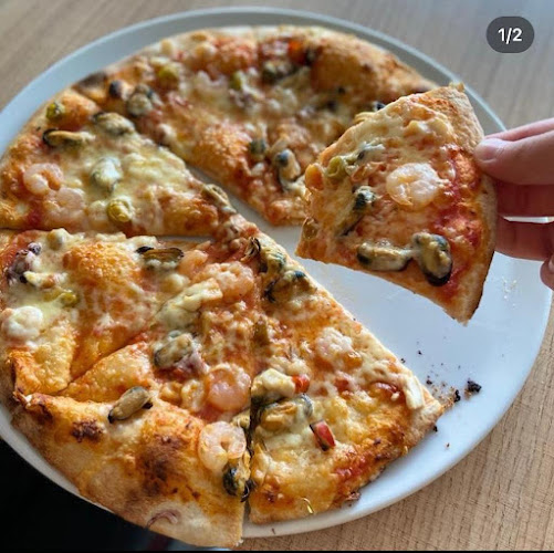 Opinii despre Pizzeria Da Carmelo în Gütersloh - Gastronomie und Hotellerie