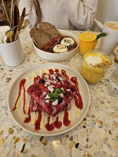 Comentarii opinii despre Yollie - Popice Café & Concept Store