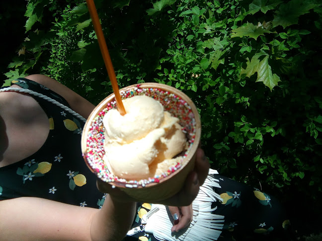 Eis Café Il Gelato - Gastronomie und Hotellerie