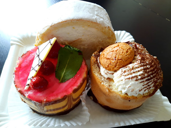 Opinii despre Bäckerei & Konditorei Peter Lob | Backshop im Gartencenter Selbach in Leverkusen în Leverkusen - Gastronomie und Hotellerie