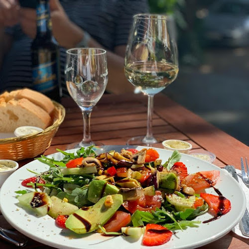 Opinii despre Museumscafe Pizzeria Pirandello în Gelsenkirchen - Gastronomie und Hotellerie