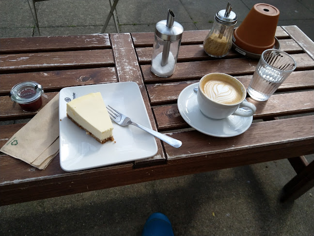 Opinii despre Der Kaffeemacher în Itzehoe - Gastronomie und Hotellerie