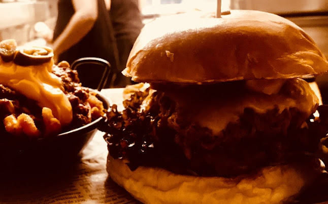 BOTTLES‘N‘BURGERS - Fürstenfeldbruck