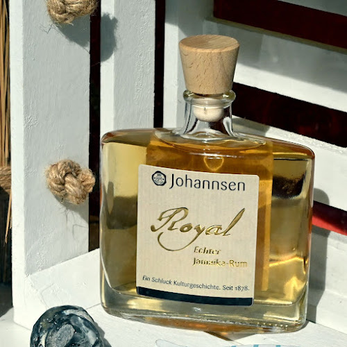 Comentarii opinii despre Johannsen Rum & Johannsens Hökerei: Rum aus der traditionellen Manufaktur Johannsen in Flensburg