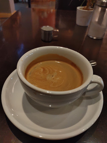 Opinii despre Exclusive Coffee Zillestraße în Berlin - Gastronomie und Hotellerie