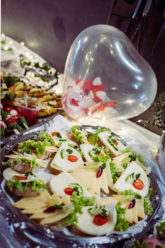 Comentarii opinii despre Klaus Schröder