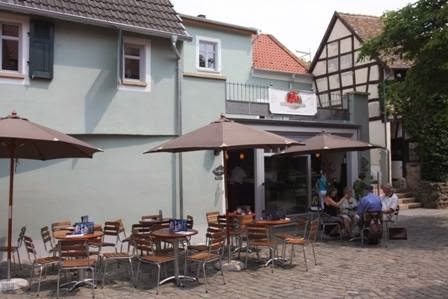 Eiscafé Laterna Magica im Spielzeugmuseum Freinsheim - Freinsheim