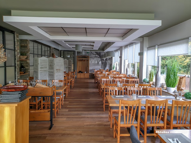 Mediterranes Restaurant Akropolis - Gastronomie und Hotellerie