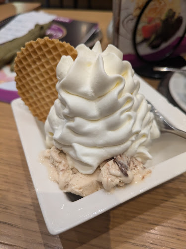 Teatro Ital. Eis-Cafe Gelateria - Neuwied