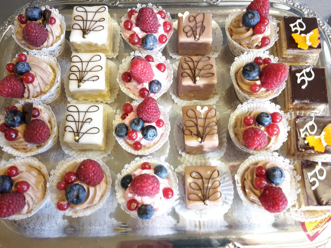 Opinii despre Backparadies Sprengel (Leveste) în Gehrden - Gastronomie und Hotellerie