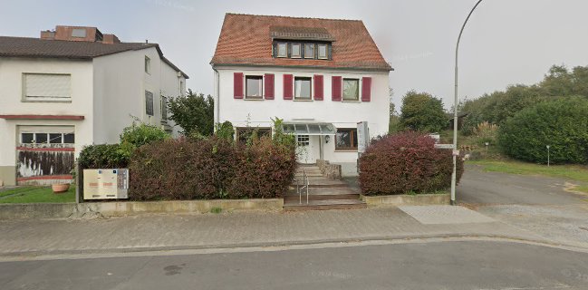 Le Crabe Restaurant & Lounge