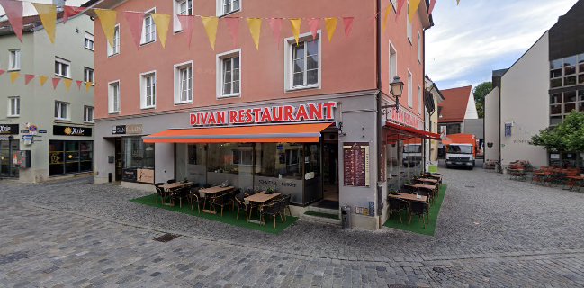 Divan Bistro
